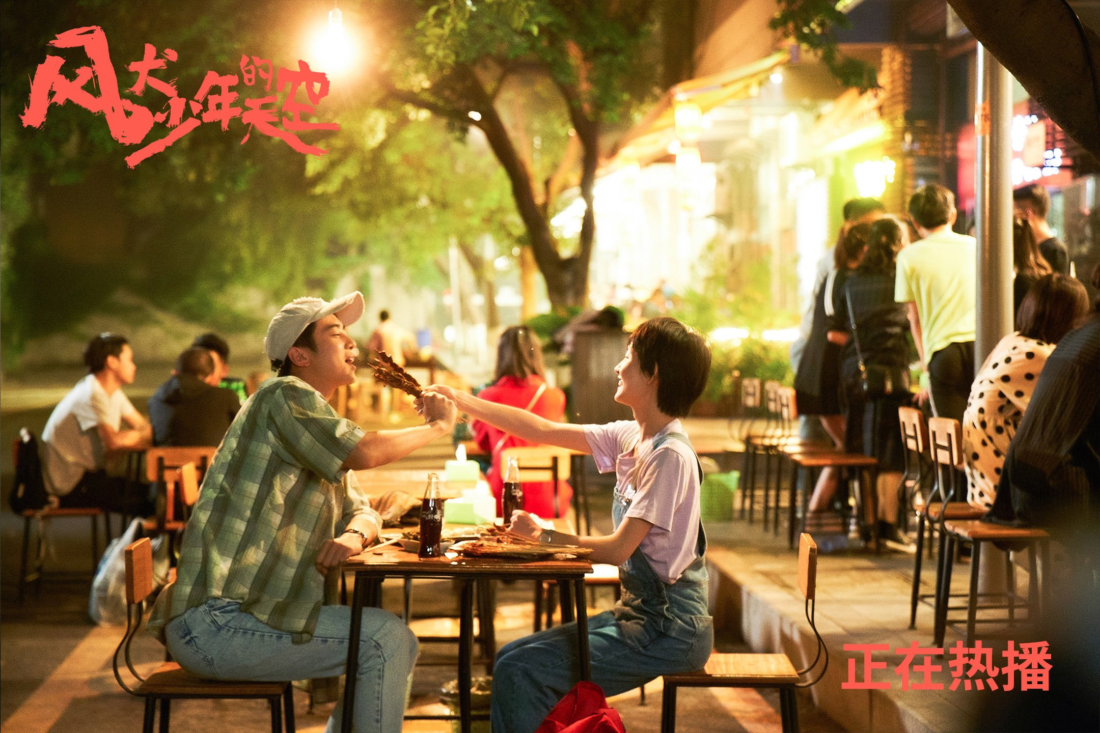 阿根廷主帅梅萨对阵巴西进行角逐,阿根廷梅西和巴萨梅西