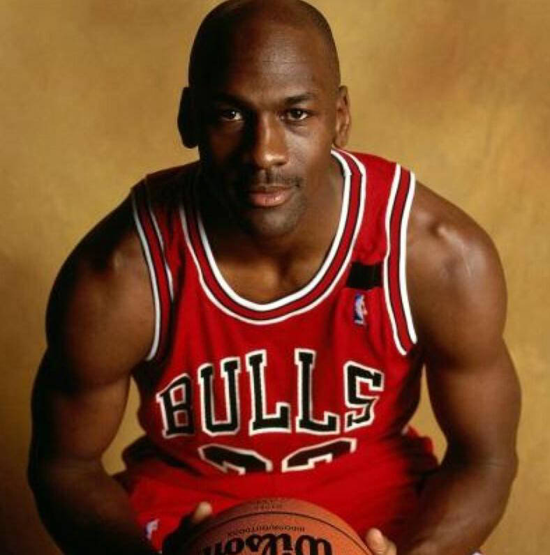 NBA历史上的伟大运动员：十大传奇回顾的简单介绍